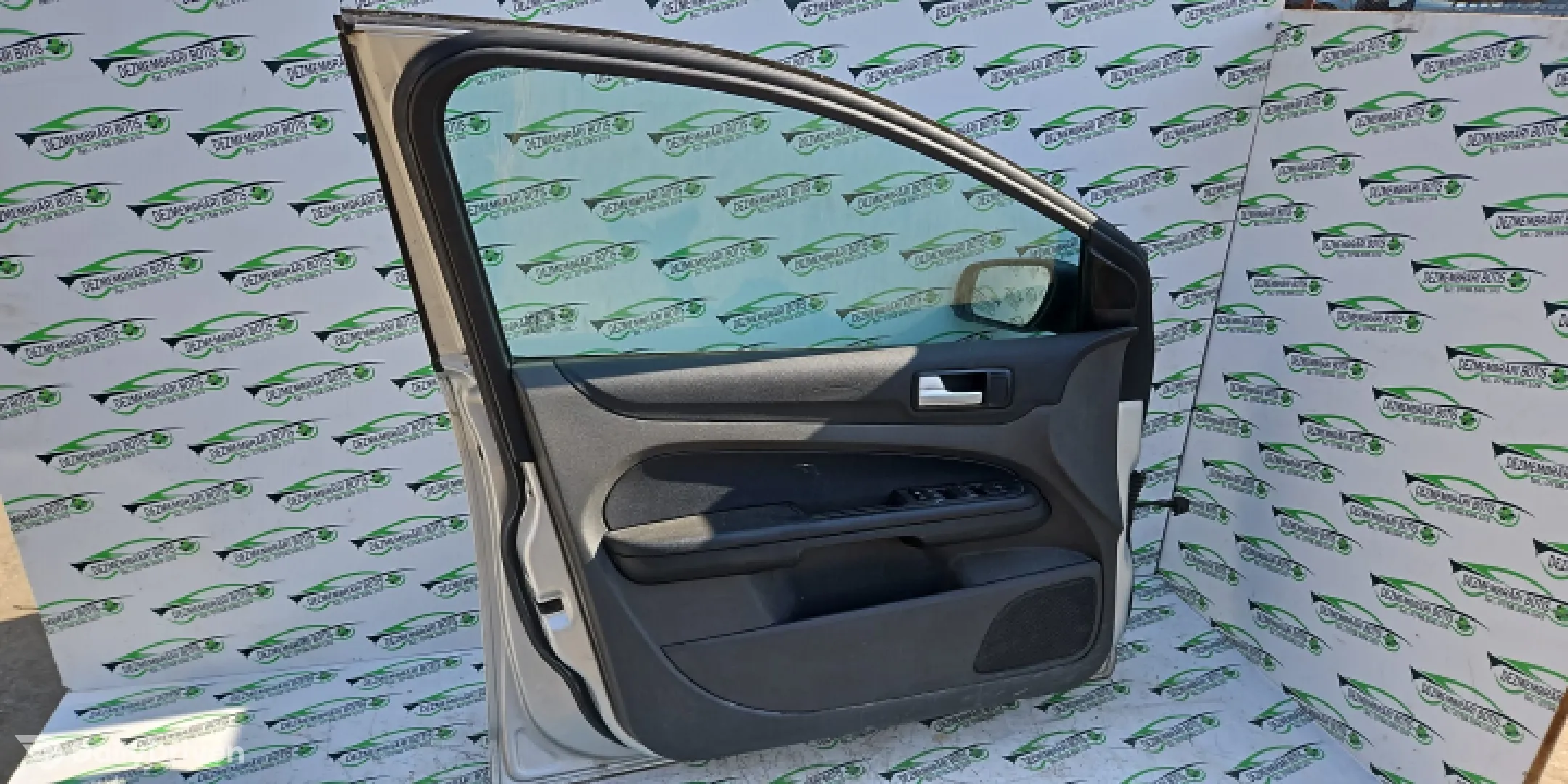 Usa / Portiera fata stanga Ford Focus 2 [2004 - 2008] Hatchback 5-usi 1.6 TDCi MT (109 hp)