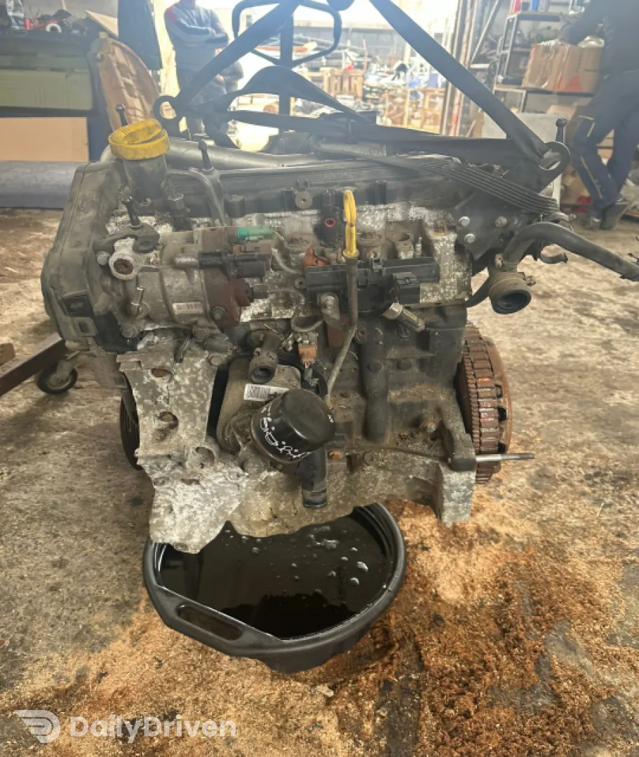 Motor fara anexe Dacia Logan  [facelift] [2007 - 2012] MCV wagon 1.5 D MT (86 hp)