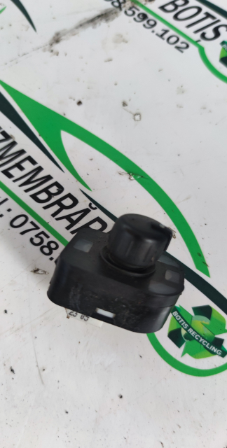 Buton reglaj oglinzi /8E0959565A 8E0959565A Audi A6