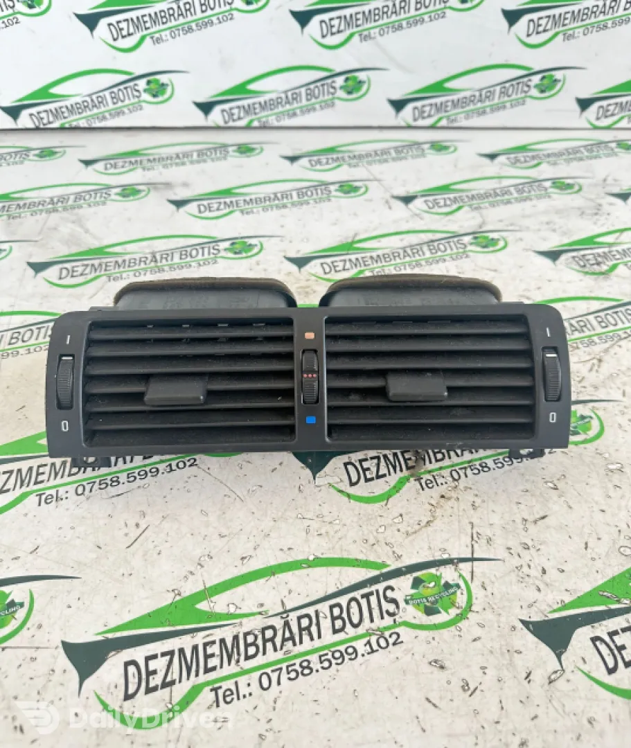 Grila ventilatie bord centru BMW Seria 3 E46 [1997 - 2003] Sedan 4-usi 318i AT (118 hp)