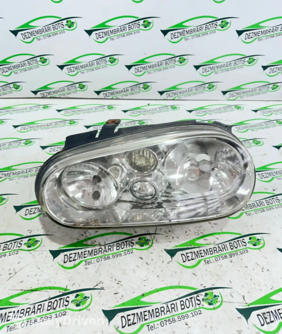 Far stanga Volkswagen VW Golf 4 [1997 - 2006] wagon 1.9 TDI MT (101 hp)