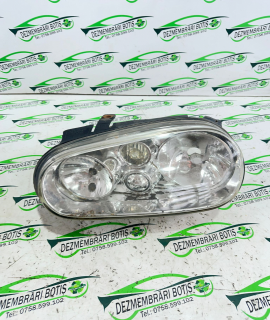 Far stanga Volkswagen VW Golf 4 [1997 - 2006] wagon 1.9 TDI MT (101 hp)