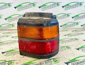 Lampa / Tripla stop dreapta pe aripa Volkswagen VW Passat B3 [1988 - 1993] wagon