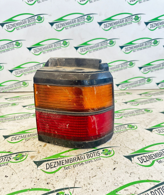 Lampa / Tripla stop dreapta pe aripa Volkswagen VW Passat B3 [1988 - 1993] wagon