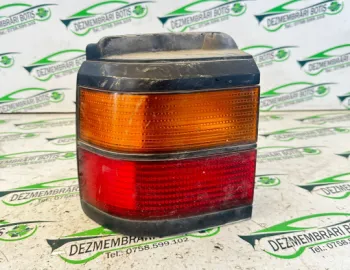 Lampa / Tripla stop stanga pe aripa Volkswagen VW Passat B3 [1988 - 1993] wagon