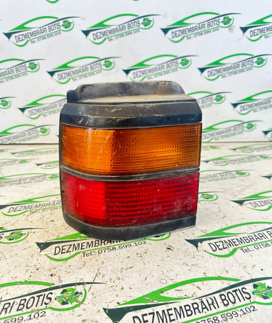 Lampa / Tripla stop stanga pe aripa Volkswagen VW Passat B3 [1988 - 1993] wagon