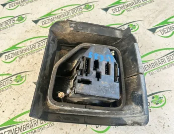 Lampa / Tripla stop stanga pe aripa Volkswagen VW Passat B3 [1988 - 1993] wagon