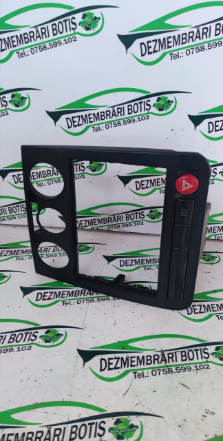 Buton dezaburire luneta Seat Ibiza 3 6L [2002 - 2006] Hatchback 5-usi 1.2 MT (64 hp)