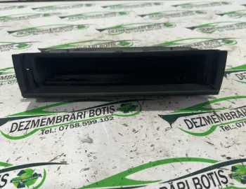 Spatiu Depozitare Bord BMW Seria 3 E46 [1997 - 2003] Sedan 4-usi 318i AT (118 hp)