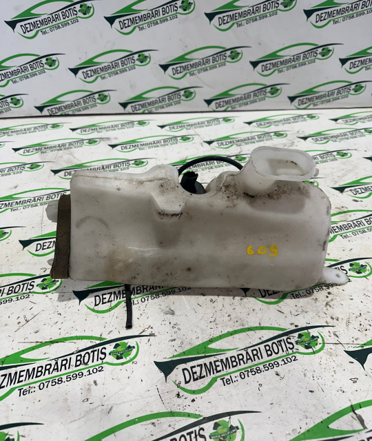 Vas lichid parbriz Renault Clio 2 [1998 - 2005] Symbol Sedan 1.4 MT (75 hp)