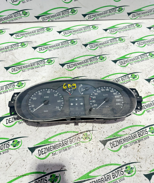 Ceasuri bord P8200072506 Renault Clio 2 [1998 - 2005] Symbol Sedan 1.4 MT (75 hp)