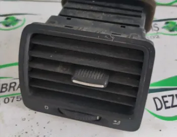 Grila ventilatie bord dreapta Volkswagen VW Golf 5 [2003 - 2009] Hatchback 5-usi
