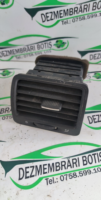 Grila ventilatie bord dreapta Volkswagen VW Golf 5 [2003 - 2009] Hatchback 5-usi
