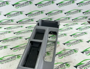 Cotiera BMW Seria 3 E46 [1997 - 2003] Sedan 4-usi 318i AT (118 hp)