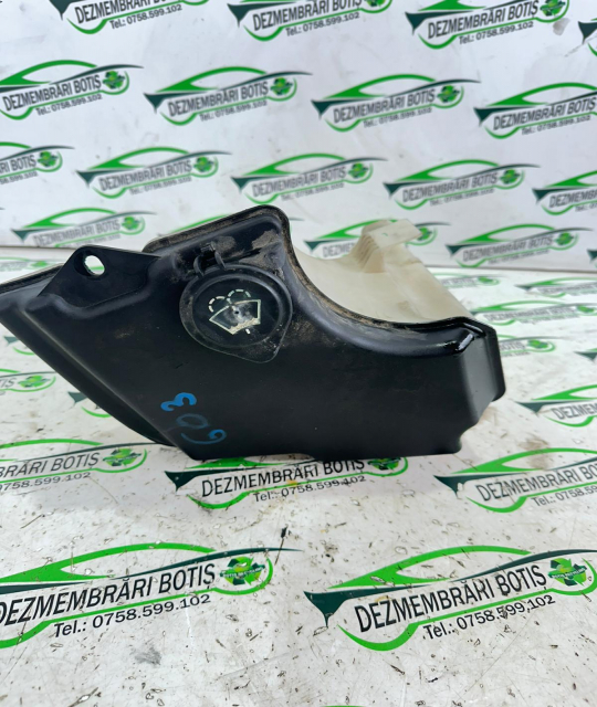 Vas lichid parbriz BMW Seria 3 E46 [1997 - 2003] Sedan 4-usi 318i AT (118 hp)