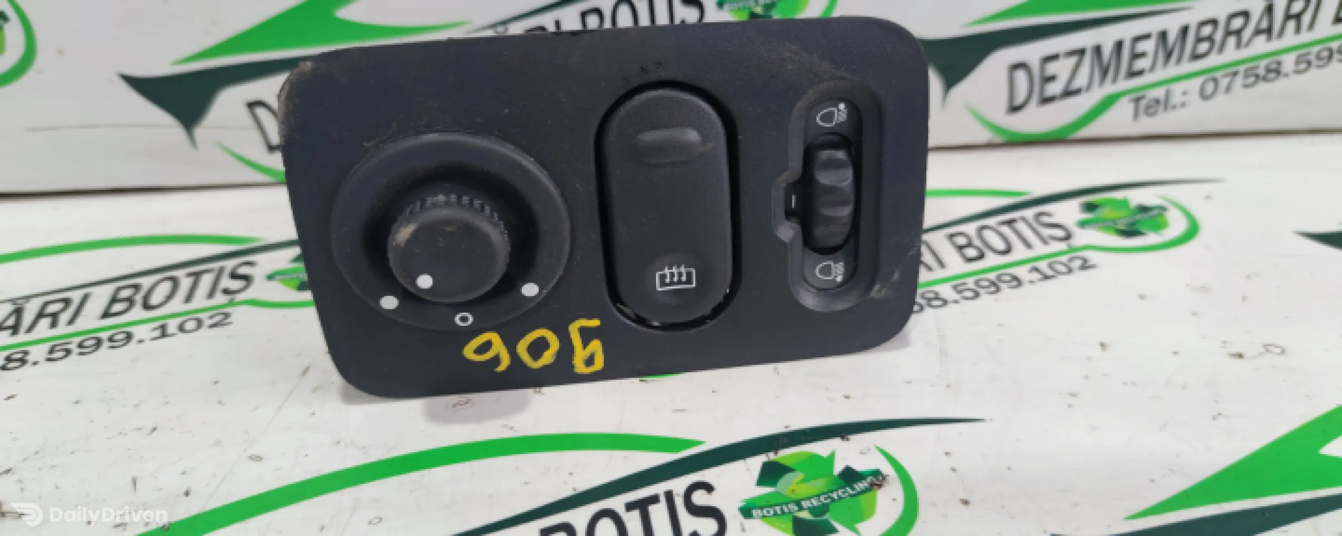 Buton reglaj oglinzi Renault Clio 2 [1998 - 2005] Symbol Sedan 1.4 MT (75 hp)
