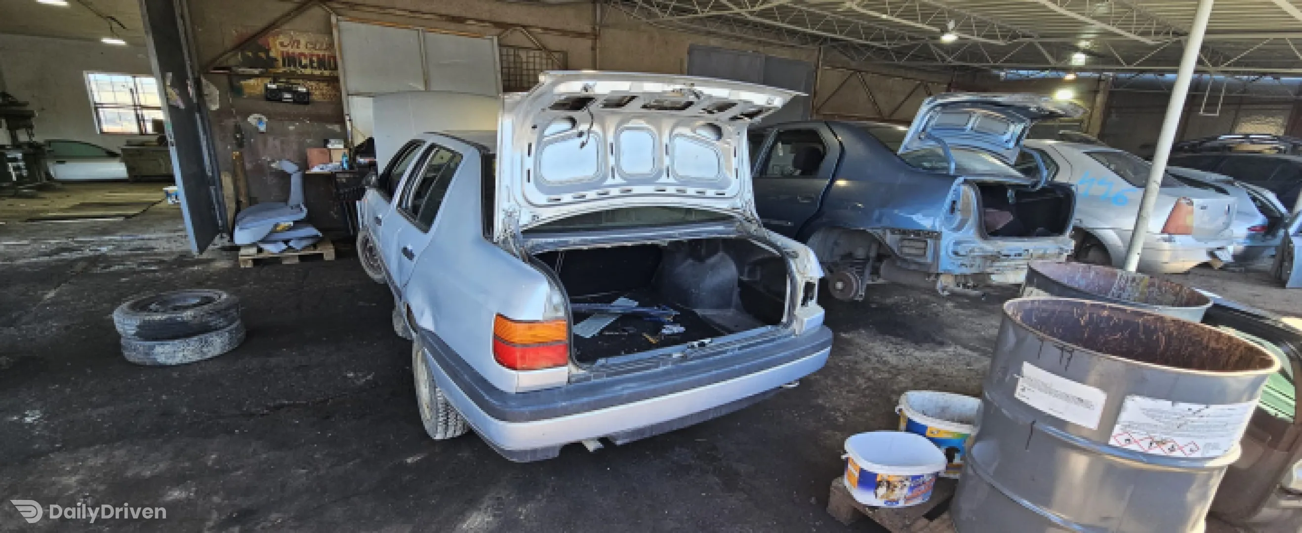 Scrumiera fata Volkswagen VW Vento  [1992 - 1998] Sedan 1.8 AT (90 hp)