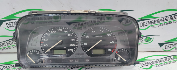 Ceasuri bord Volkswagen VW Vento  [1992 - 1998] Sedan 1.8 AT (90 hp)