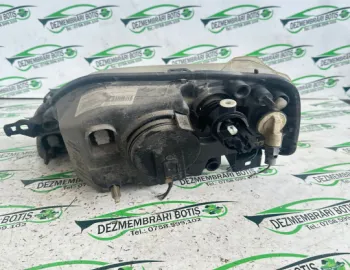 Far dreapta 8200211008 Dacia Logan  [2004 - 2008] Sedan 1.5 D MT (70 hp)