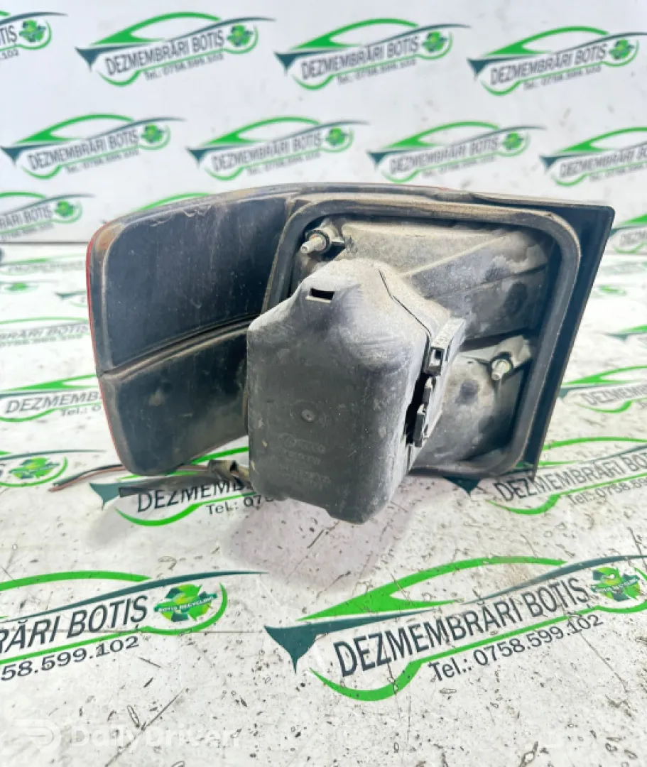 Lampa / Tripla stop dreapta pe aripa Volkswagen VW Vento  [1992 - 1998] Sedan 1.9 TD MT (75 hp)