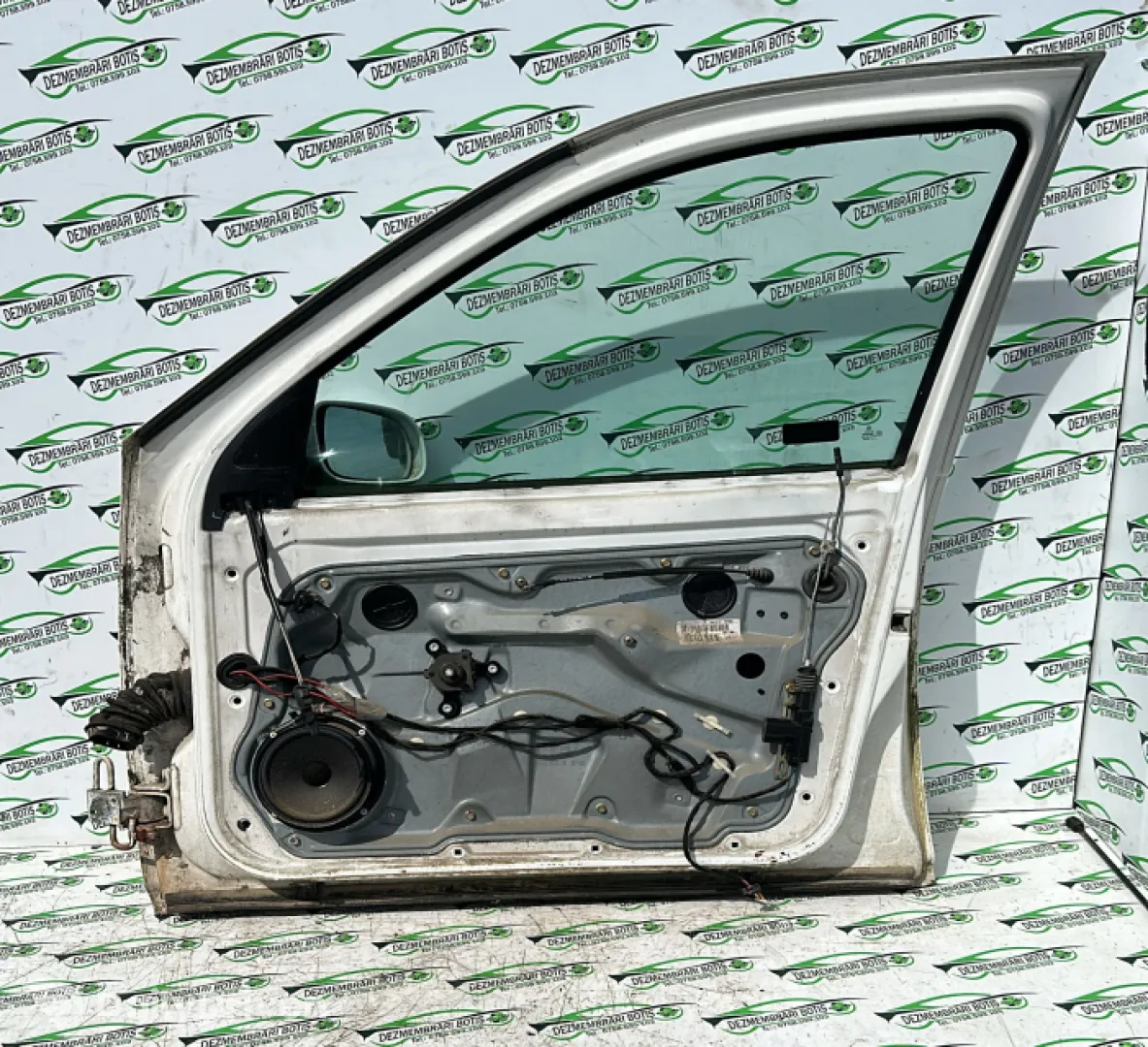 Usa / Portiera fata dreapta Volkswagen VW Golf 4 [1997 - 2006] wagon 1.9 SDI MT (68 hp)