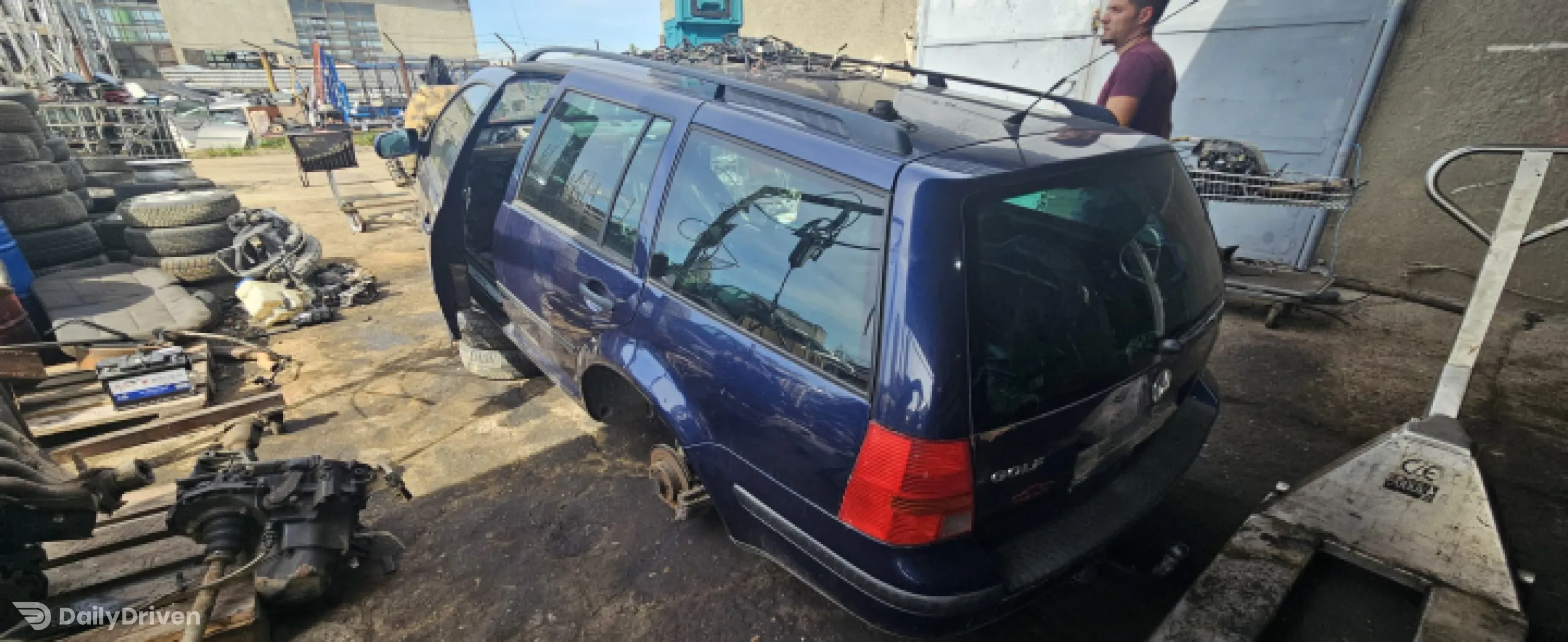 Usa / Portiera fata stanga Volkswagen VW Golf 4 [1997 - 2006] wagon 1.6 16v AT (102 hp)