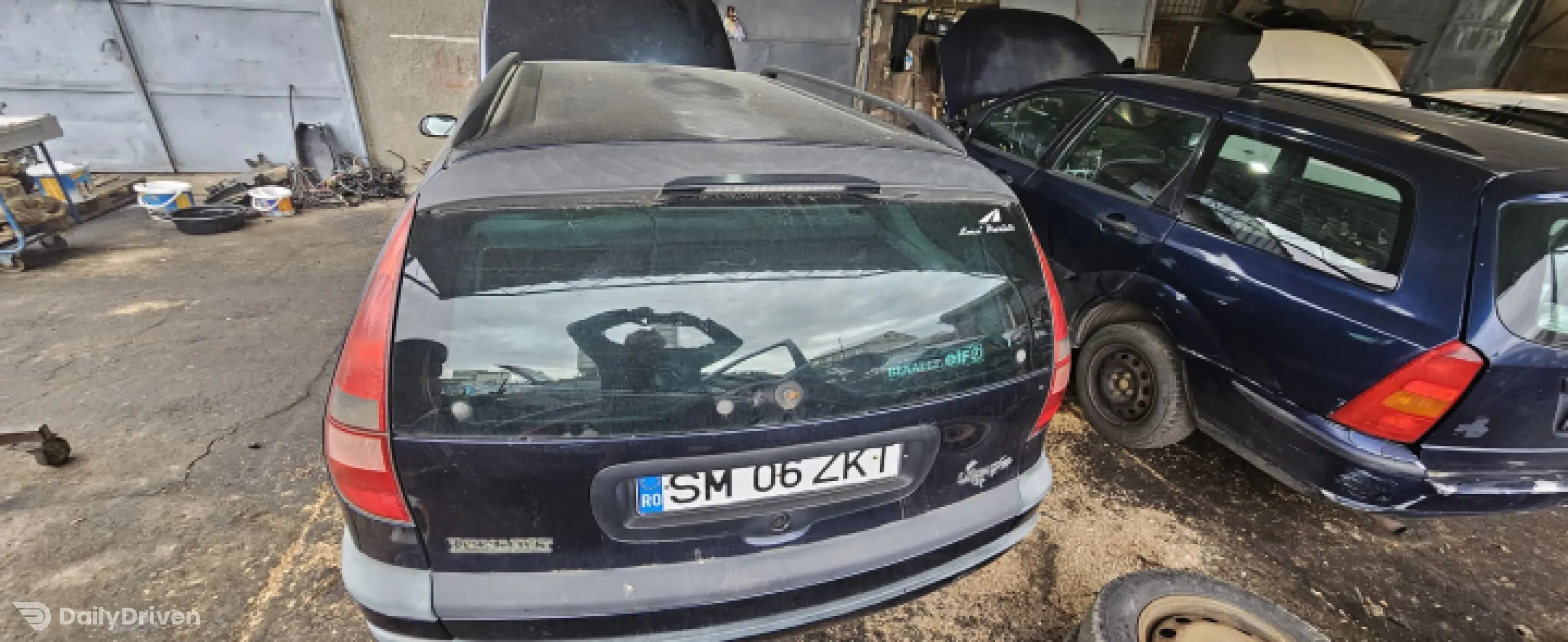 Usa / Portiera spate stanga Renault Laguna  [facelift] [1998 - 2001] Grandtour wagon 1.6 MT (108 hp)