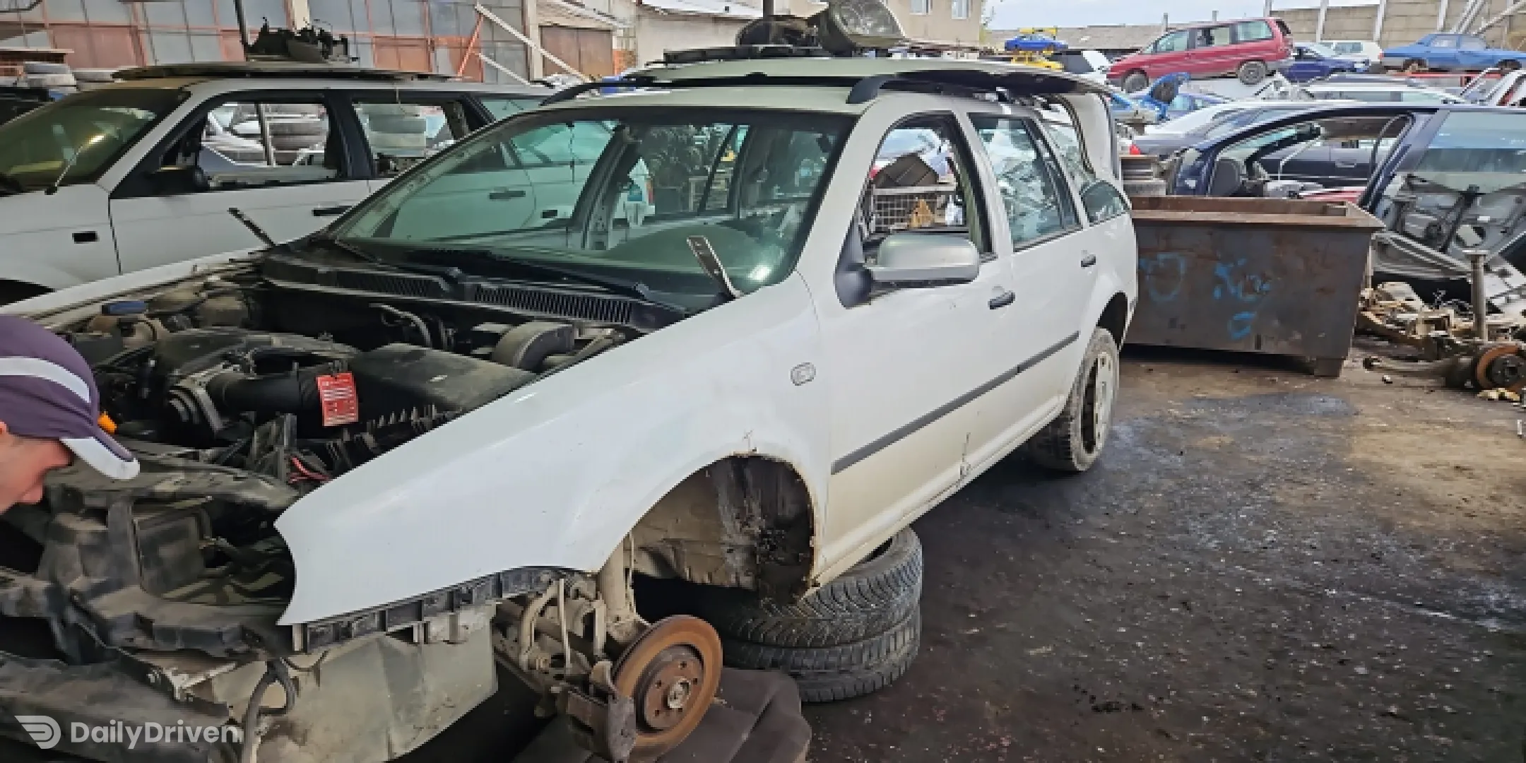 Usa / Portiera spate stanga Volkswagen VW Golf 4 [1997 - 2006] wagon 1.9 SDI MT (68 hp)
