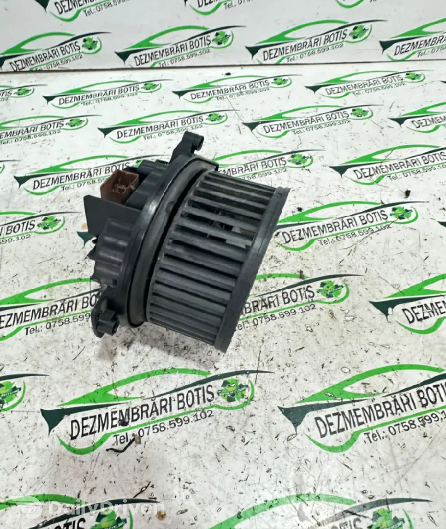 Ventilator aeroterma 8 E1 820 021A Audi A4 B6 [2000 - 2005] Sedan 1.9 TDI 5MT (130 hp)