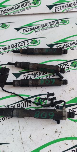 Injector motorina 038130202B Volkswagen VW Golf 4 [1997 - 2006] Hatchback 5-usi