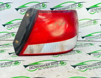 Lampa / Tripla stop dreapta pe aripa Hyundai Accent X3 [facelift] [1997 - 2000] Sedan 1.3 MT (85 hp)
