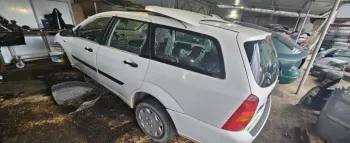 Volanta Ford Focus  [1998 - 2004] wagon 5-usi 1.8 TDi AT (75 hp)