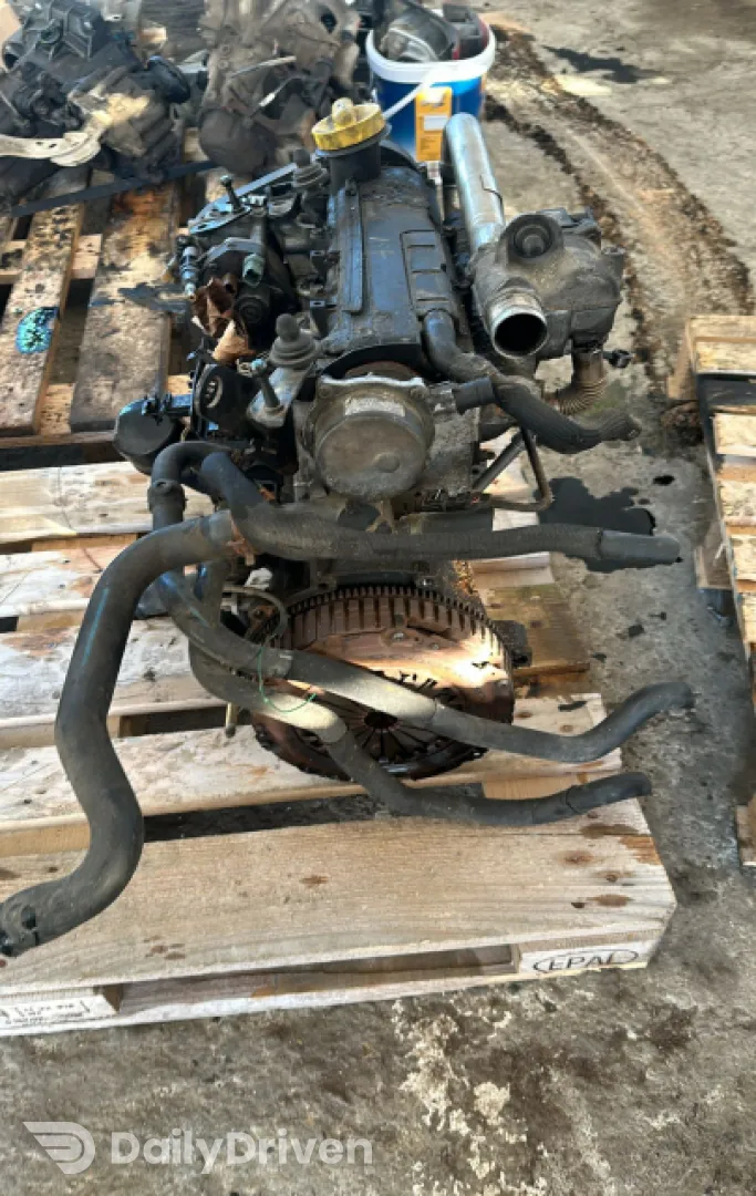 Motor fara anexe Renault Clio 2 [facelift] [2001 - 2005] Hatchback 5-usi 1.5 dCi MT (65 hp)