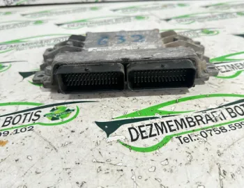 Calculator motor ECU 8200483732 Dacia Logan  [2004 - 2008] Sedan 1.4 MT (75 hp)