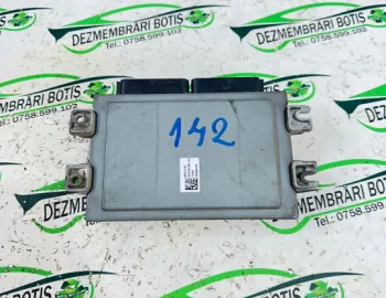 Calculator motor ECU 8200483732 Dacia Logan  [2004 - 2008] Sedan 1.4 MT (75 hp)