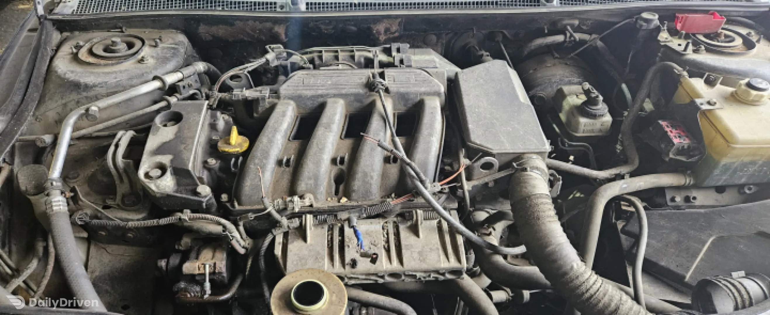 Ceasuri bord Renault Laguna  [facelift] [1998 - 2001] Grandtour wagon 1.6 MT (108 hp)