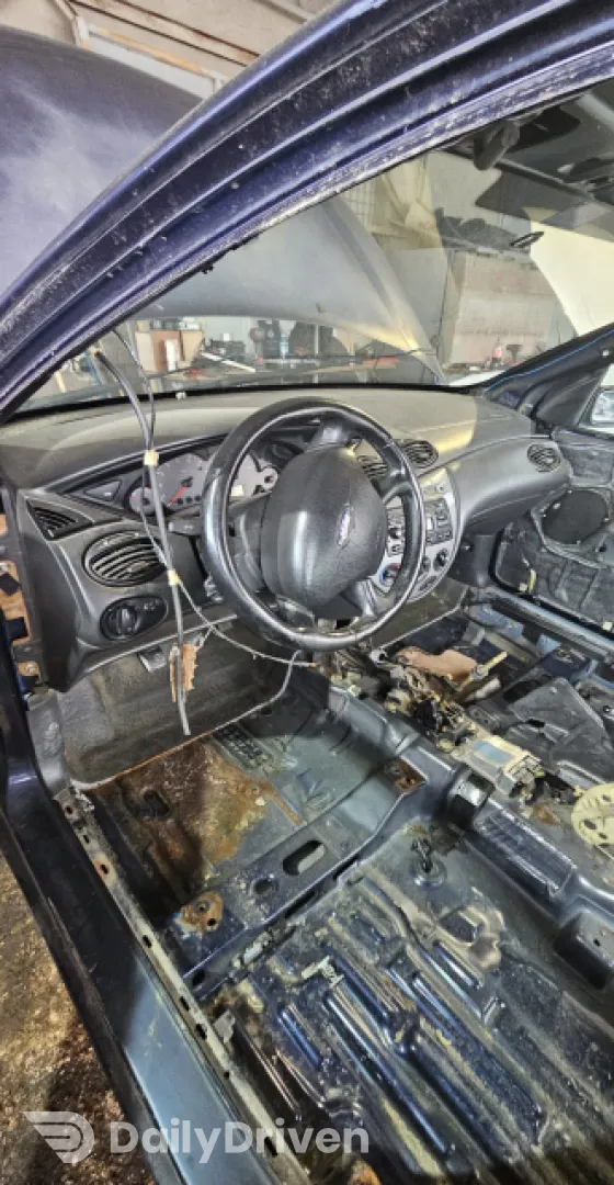 Motoras macara geam fata stanga Ford Focus  [1998 - 2004] wagon 5-usi 1.6 MT (101 hp)