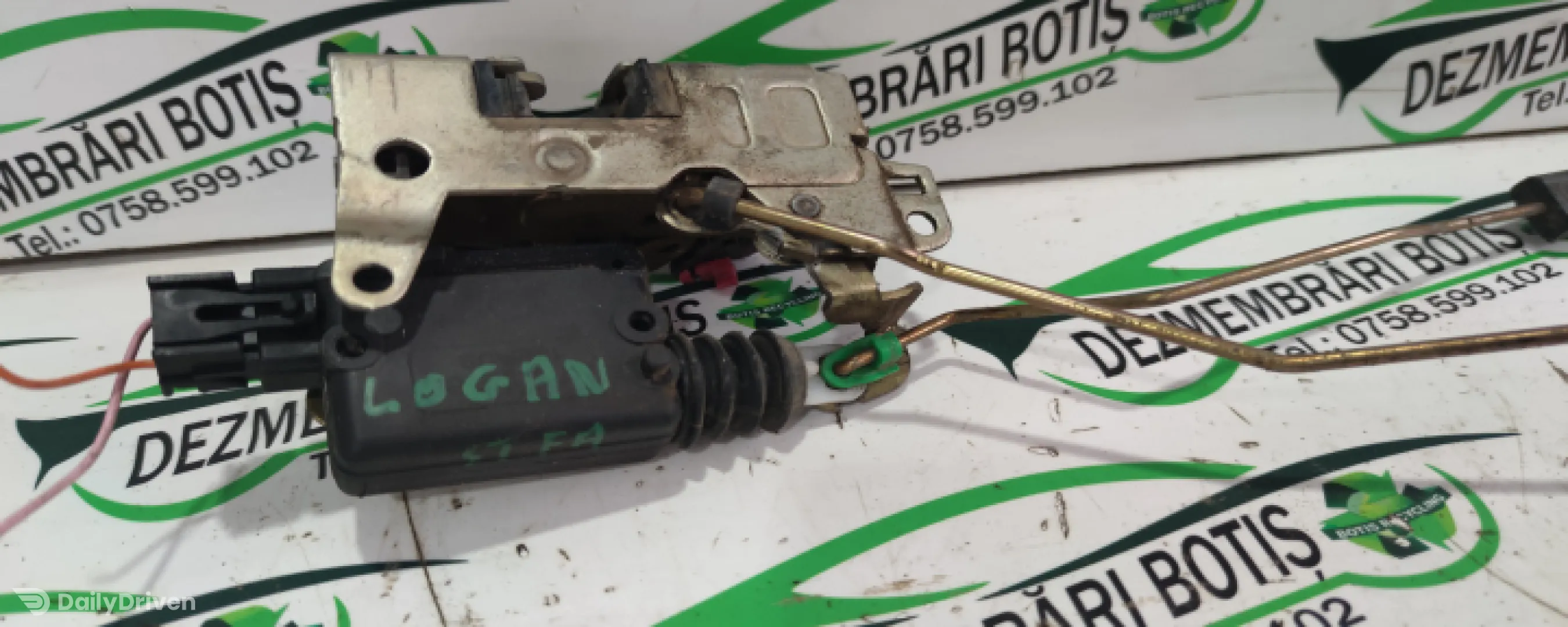 Broasca usa fata stanga Dacia Logan  [2004 - 2008] Sedan 1.4 MT (75 hp)