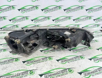Far stanga Mazda 6 GG [2002 - 2005] wagon 1.8 MT (120 hp)