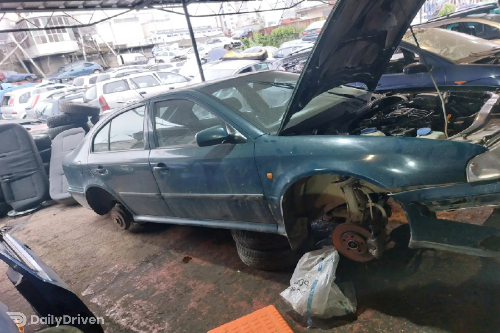Far stanga Skoda Octavia  [1996 - 2000] Liftback 5-usi