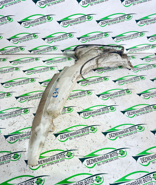 Vas lichid parbriz Ford Focus  [1998 - 2004] wagon 5-usi 1.8 TDi MT (75 hp)