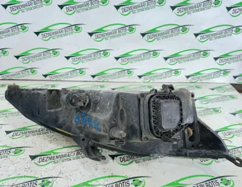 Far stanga Ford Focus  [1998 - 2004] wagon 5-usi 1.8 TDi MT (75 hp)