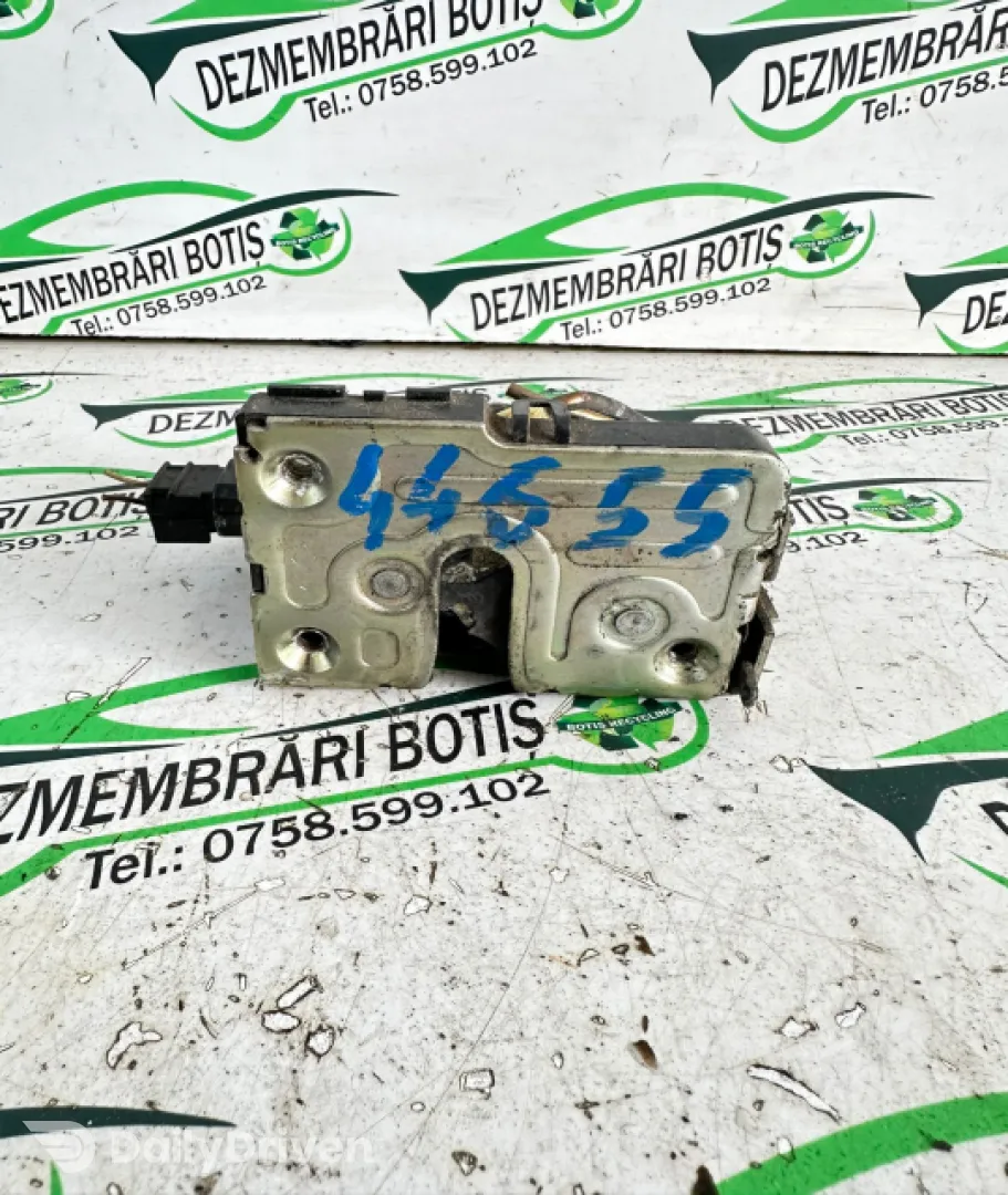 Broasca usa spate stanga Dacia Logan  [2004 - 2008] Sedan 1.5 D MT (70 hp)