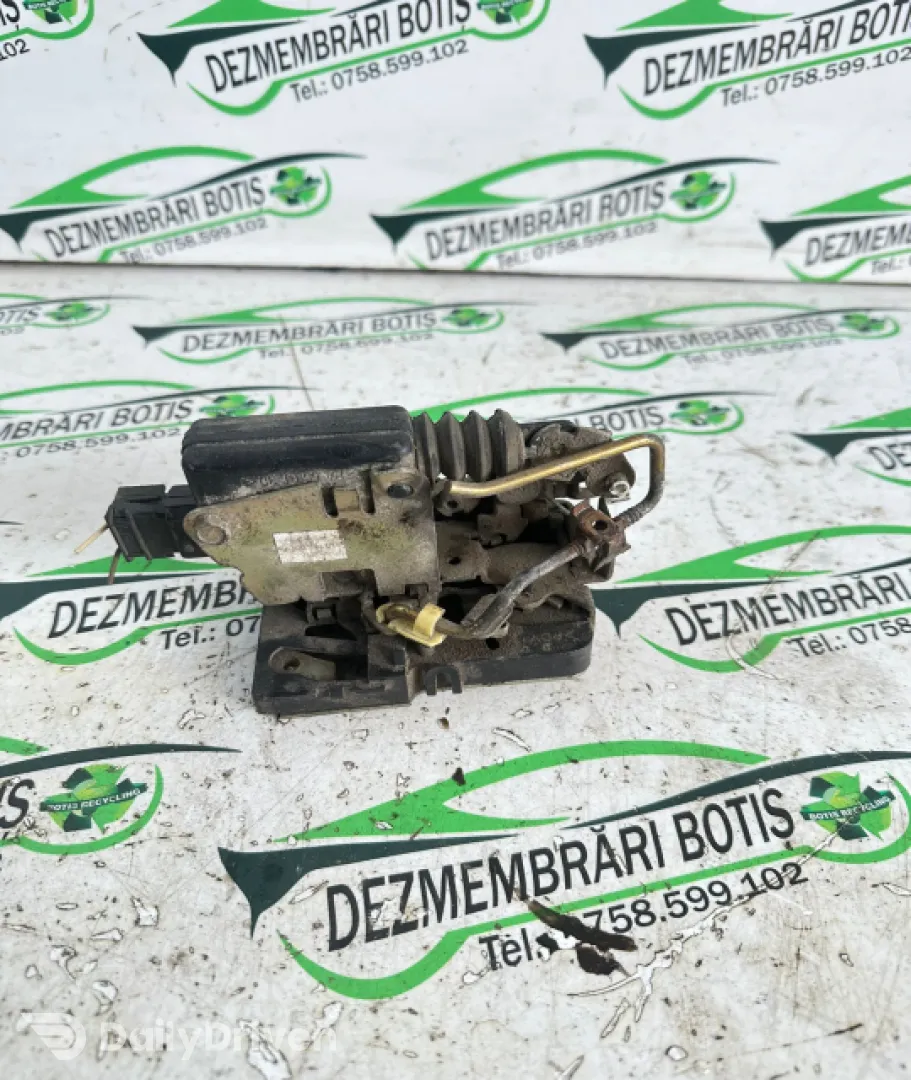 Broasca usa spate stanga Dacia Logan  [2004 - 2008] Sedan 1.5 D MT (70 hp)