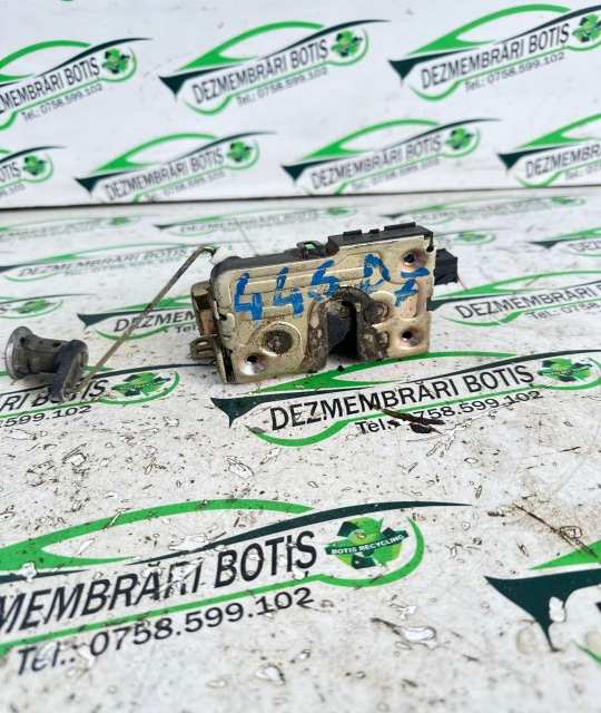 Broasca usa fata dreapta Dacia Logan  [2004 - 2008] Sedan 1.5 D MT (70 hp)