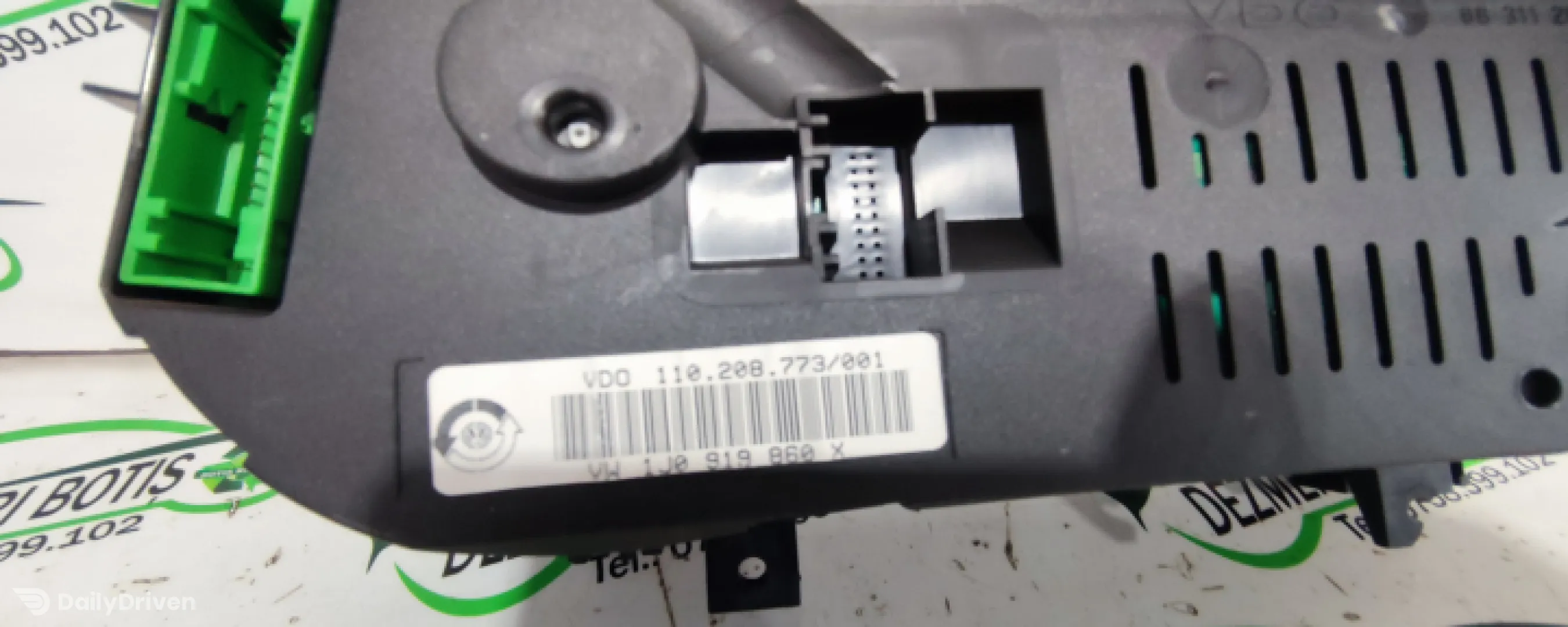 Ceasuri bord 1J0 919 860 X Volkswagen VW Golf 4 [1997 - 2006] Hatchback 5-usi 1.4 MT (75 hp)