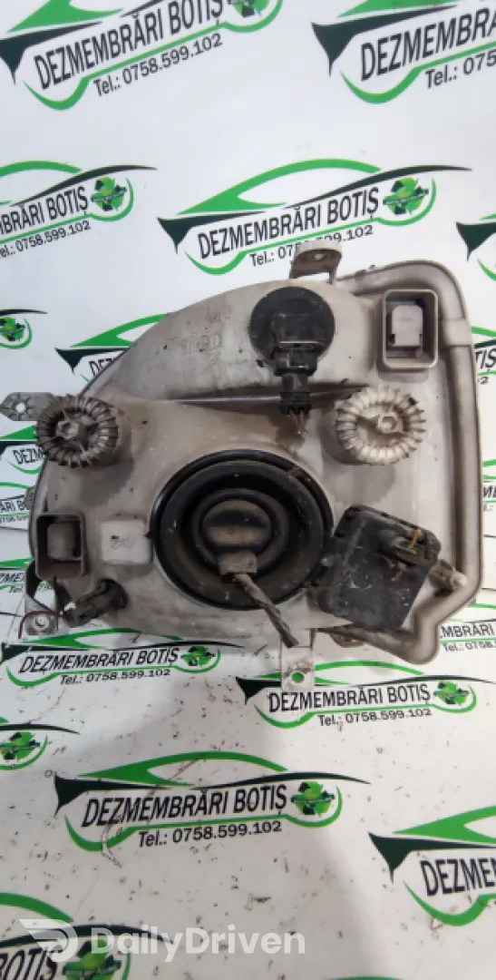 Far dreapta Opel Agila  [2000 - 2003] Minivan 1.2 MT (75 hp)