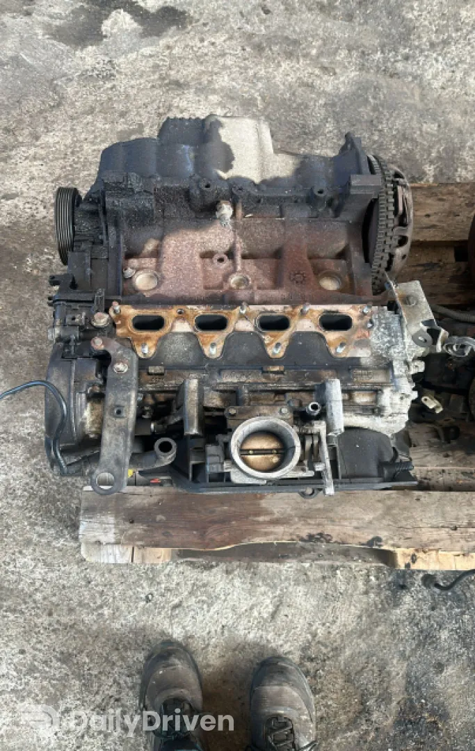 Motor fara anexe @617 Renault Laguna  [facelift] [1998 - 2001] Grandtour wagon 1.6 MT (108 hp)