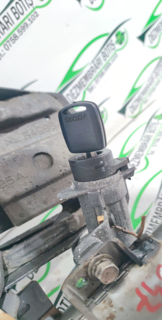 Contact cu cheie Volkswagen VW Golf 4 [1997 - 2006] Hatchback 5-usi 1.4 MT (75 hp)