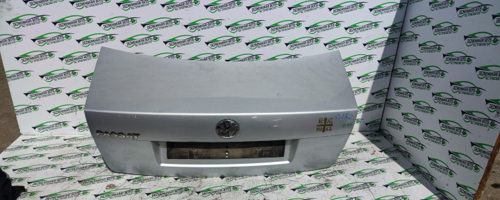 Capota portbagaj /660 Volkswagen VW Passat B5.5 [facelift] [2000 - 2005] Sedan 1.6 MT (102 hp)